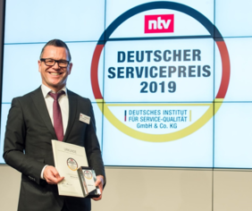 Titelbild zum News-Artikel Münchener Verein erhält Deutschen Servicepreis zum sechsten Mal in Serie